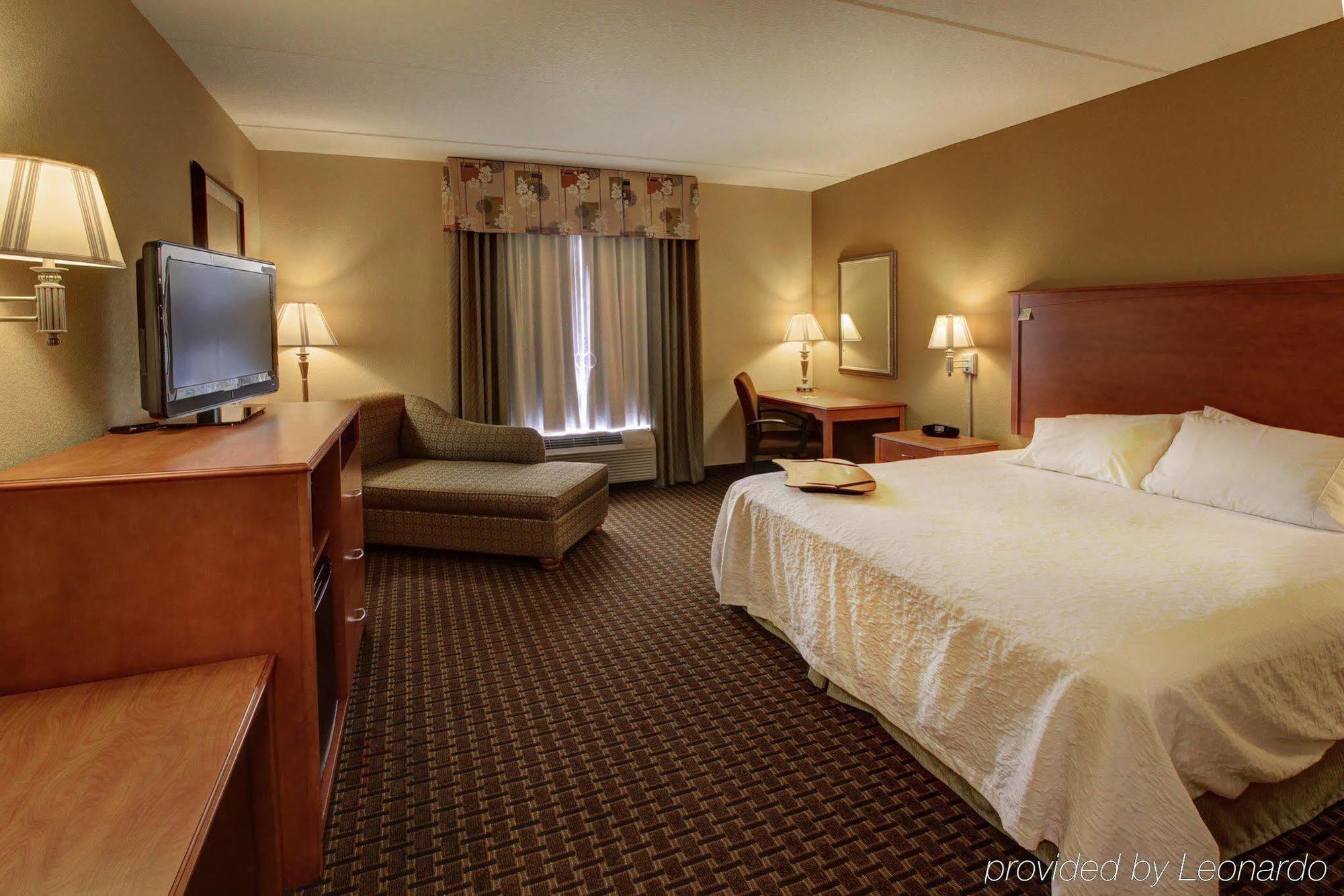 Hampton Tavares Leesburg
