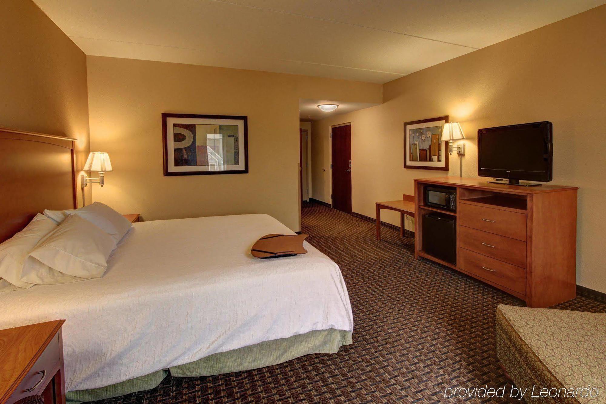 Hampton Tavares 3*