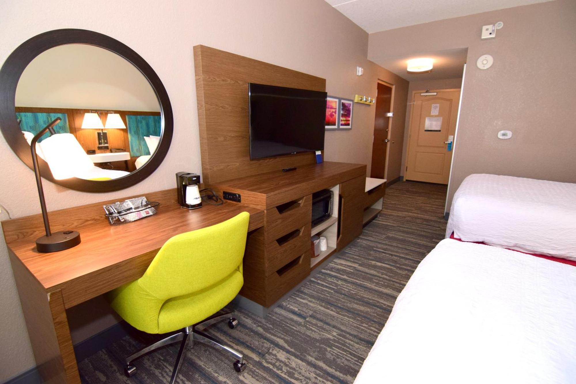 Hotel Hampton Tavares